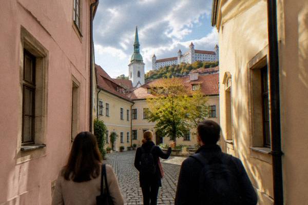 Day Trip With Lunch or Tasting, Starts in Vienna
