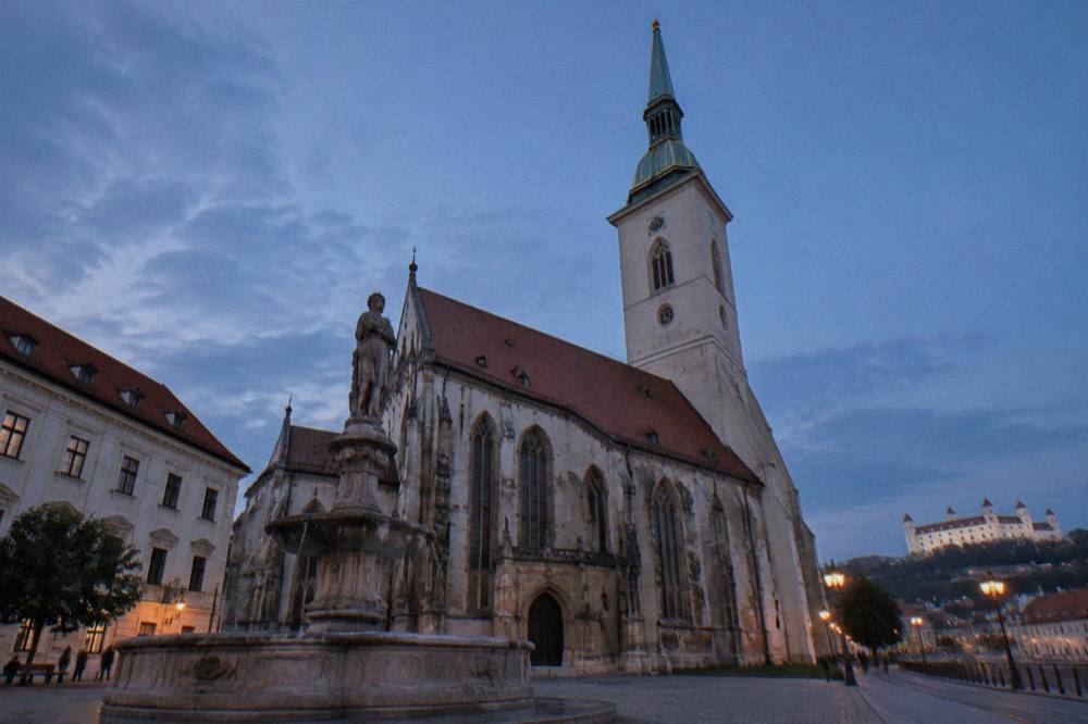 St Martin's Cathedral, Bratislava, ordinary daylight