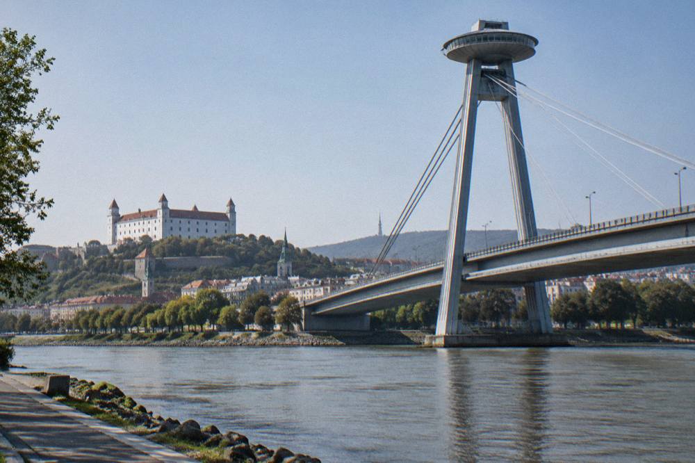 UFO Bridge And Observation Deck, Bratislava, ordinary daylight
